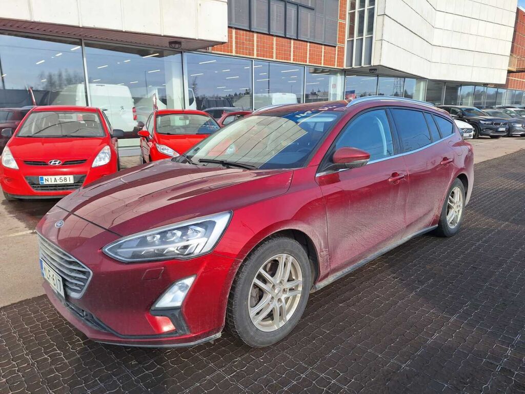 Ford Focus 2019 Punainen