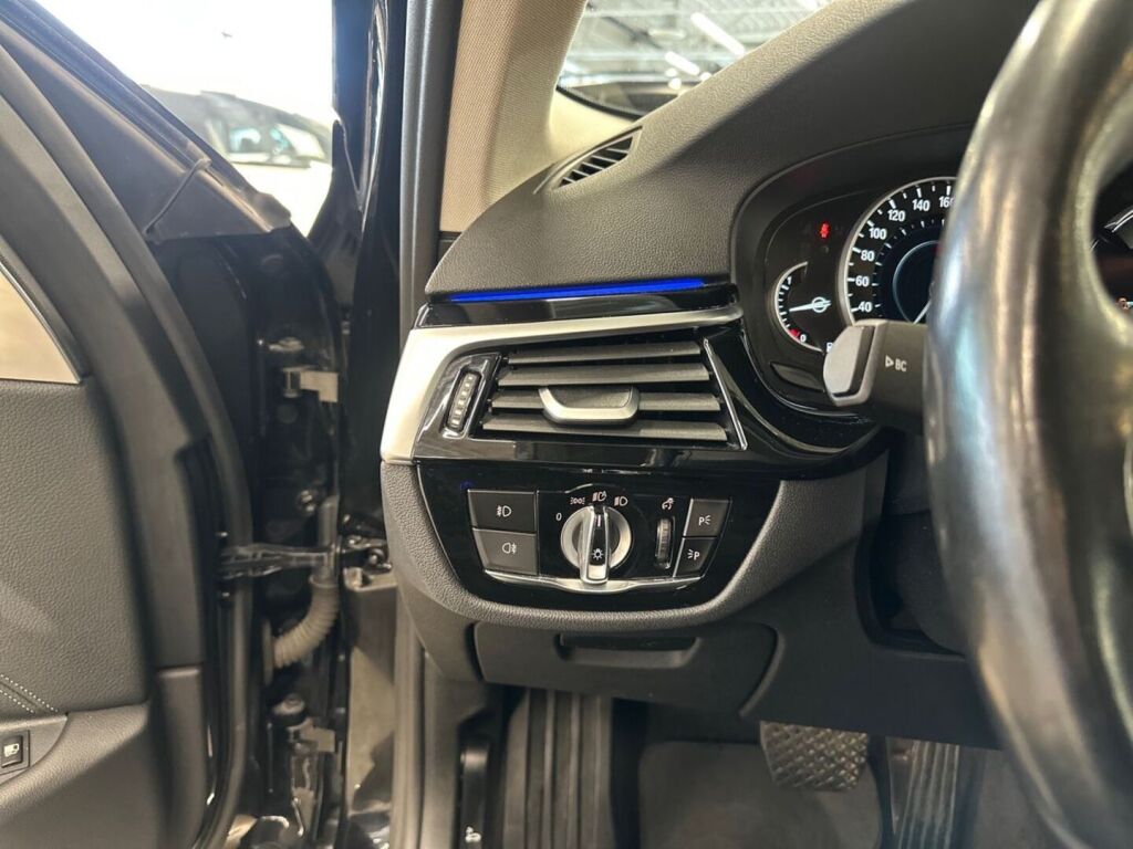 BMW 530 2019 Musta
