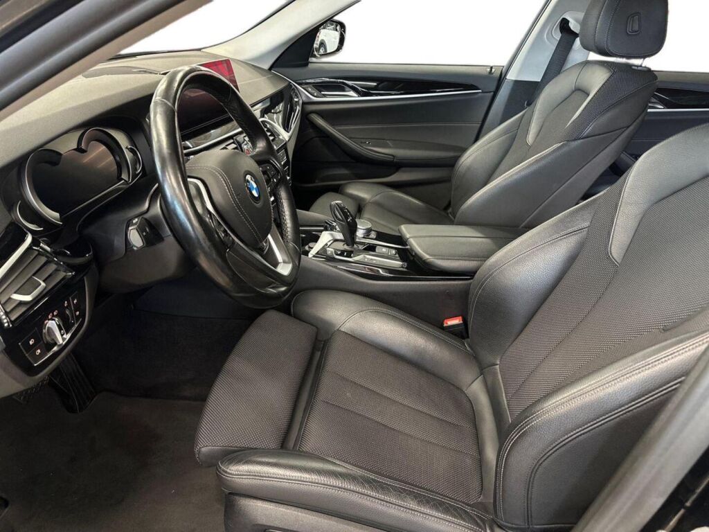 BMW 530 2019 Musta
