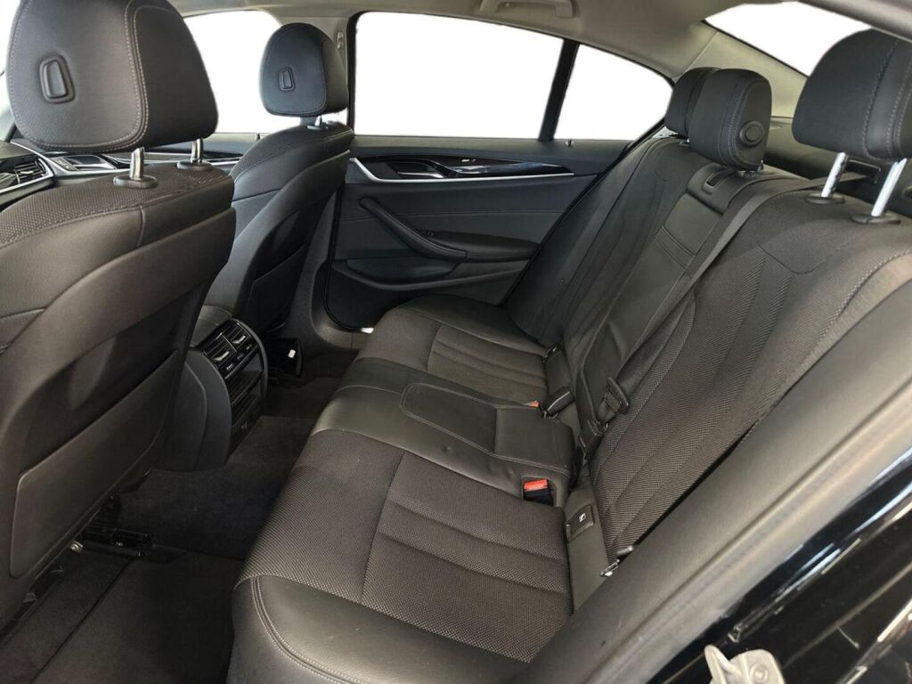 BMW 530 2019 Musta