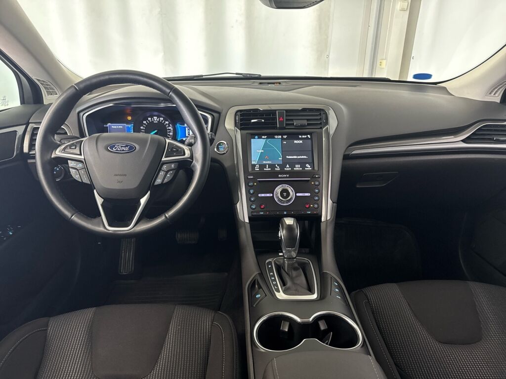 Ford Mondeo 2019 Valkoinen