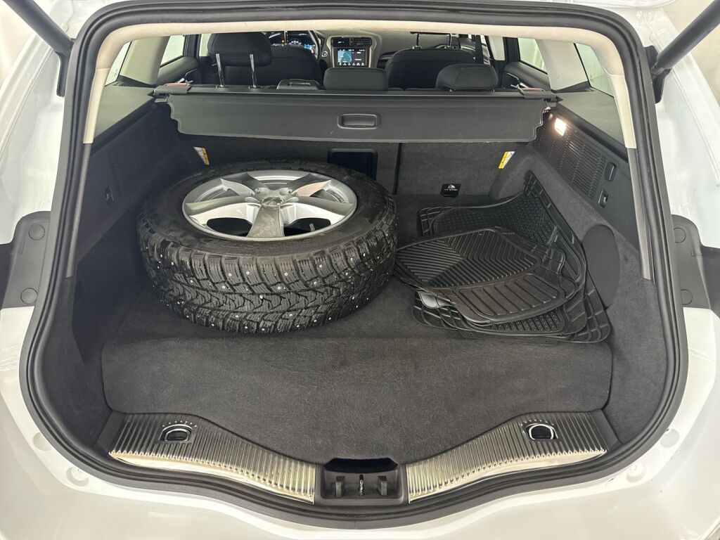 Ford Mondeo 2019 Valkoinen