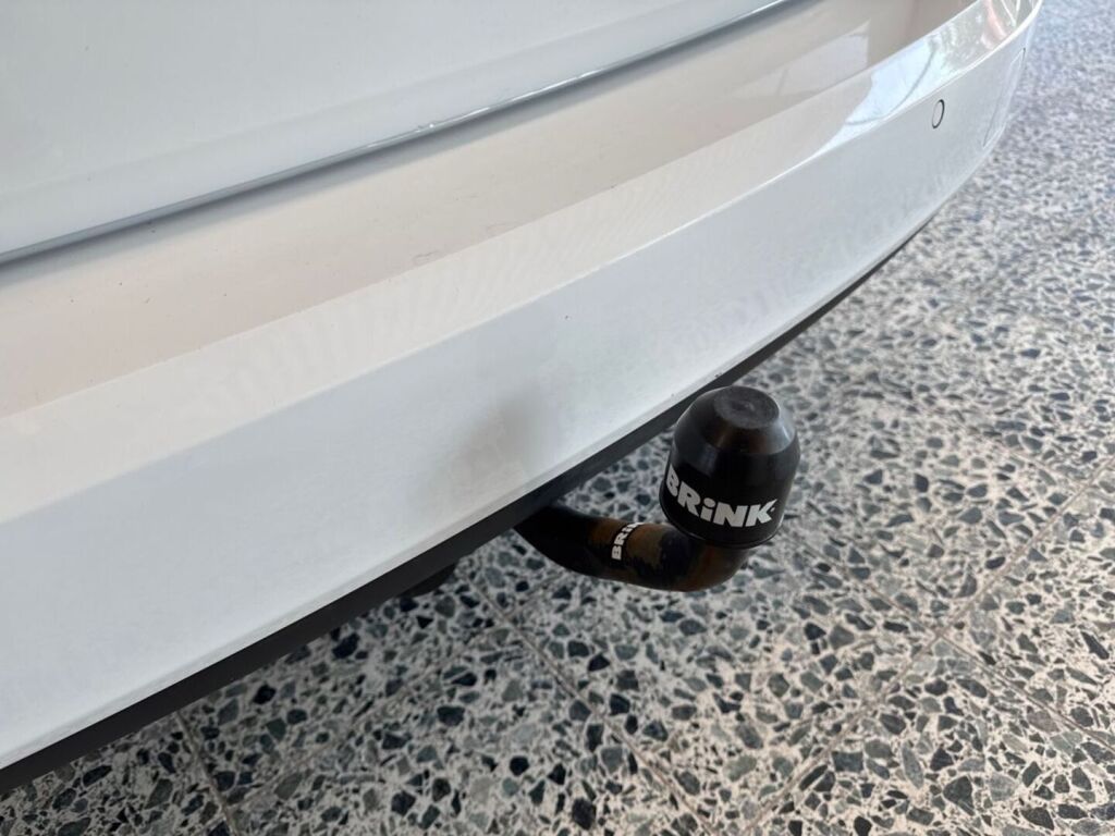 Opel Astra 2019 Valkoinen