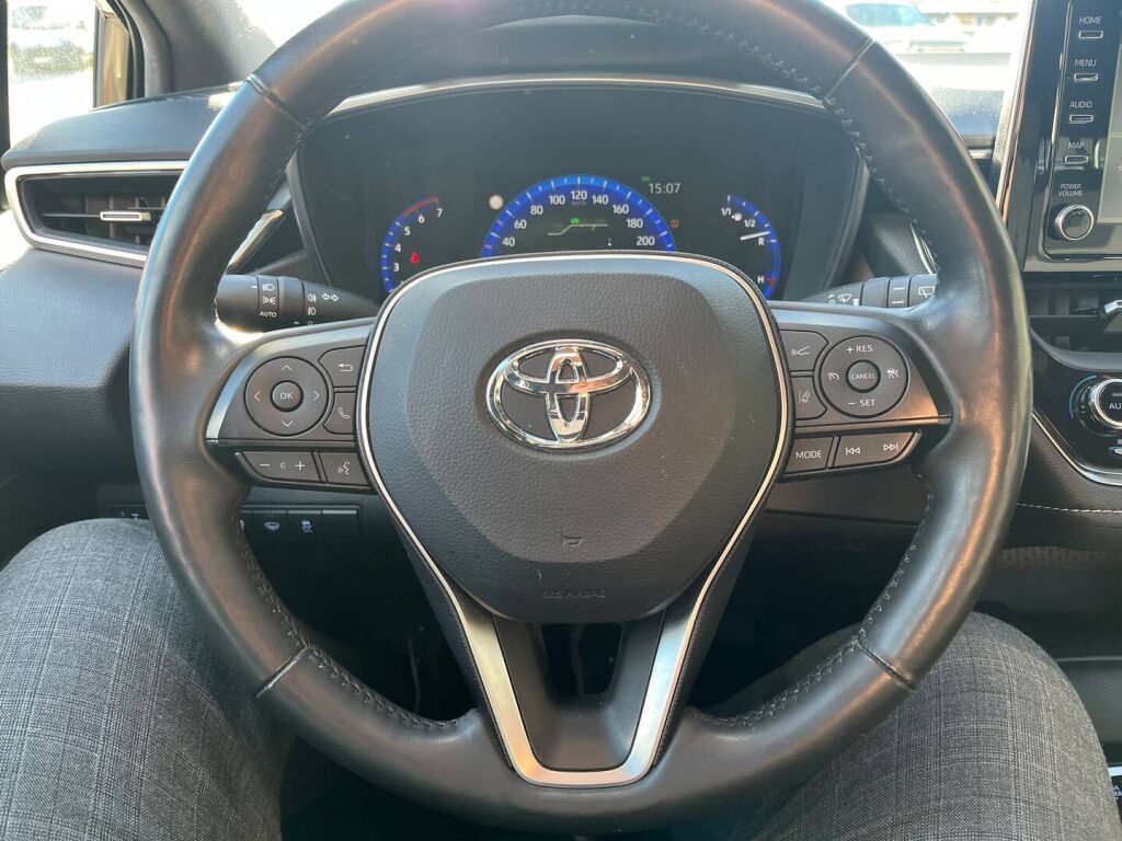 Toyota Corolla 2019 Ruskea (beige)