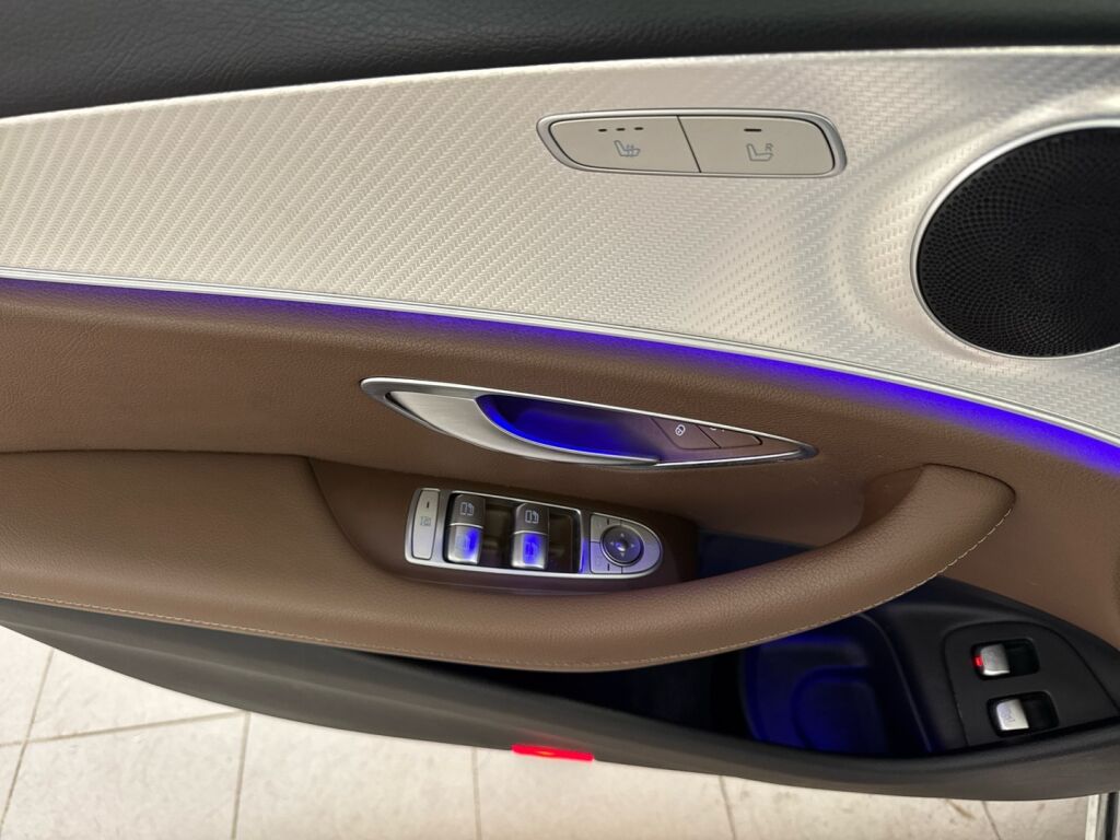 Mercedes-Benz E 2019 Valkoinen