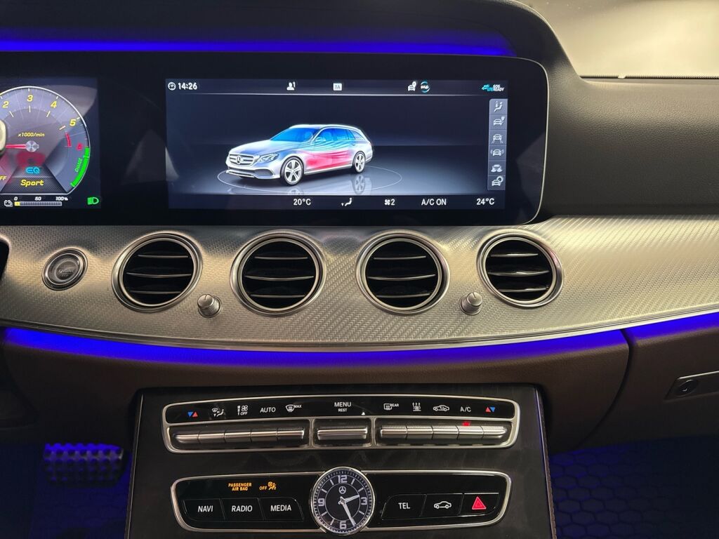 Mercedes-Benz E 2019 Valkoinen