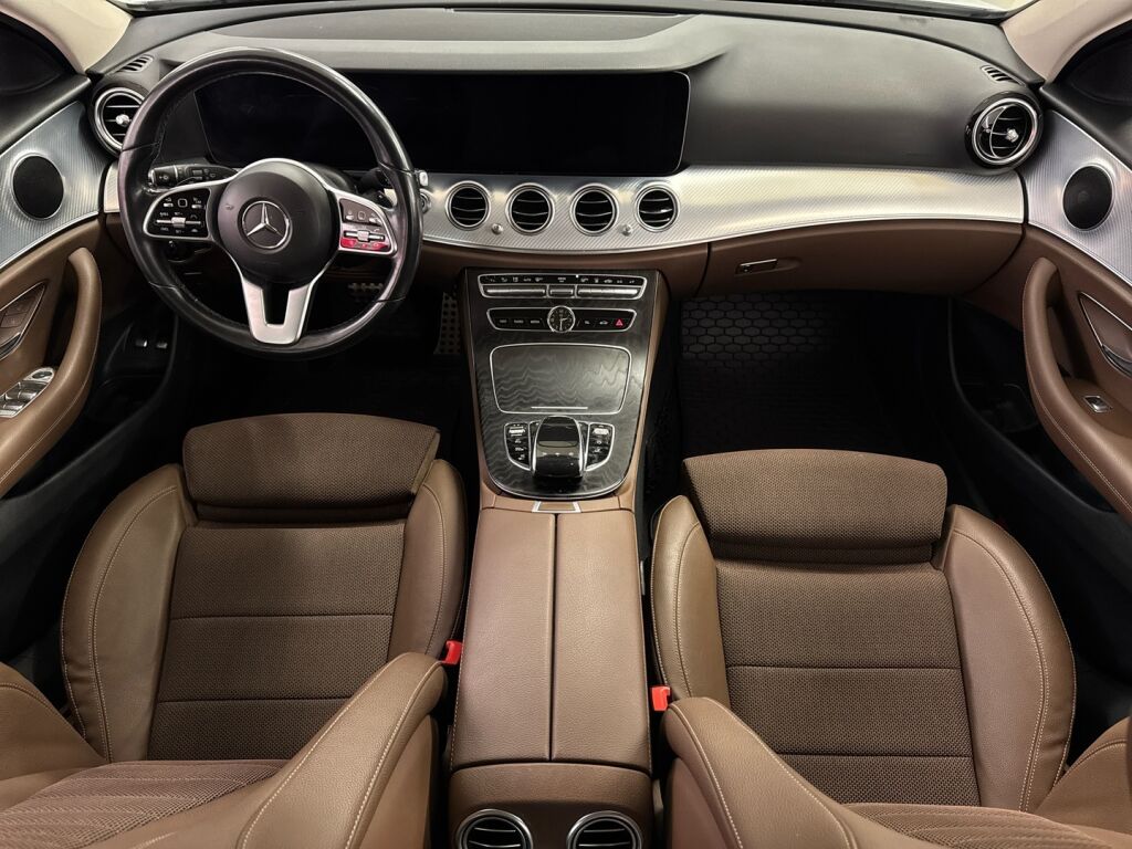 Mercedes-Benz E 2019 Valkoinen