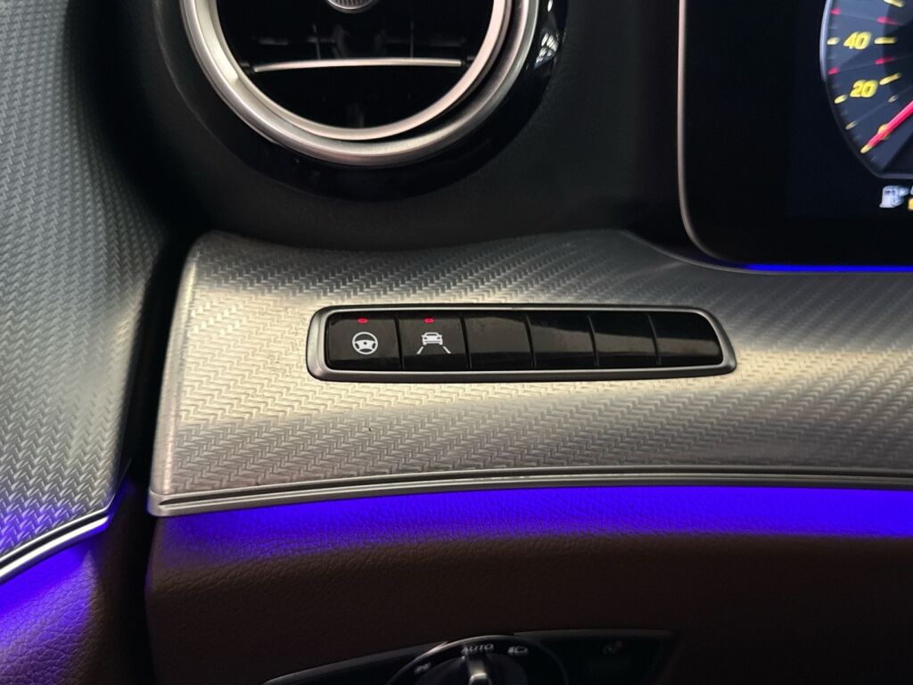 Mercedes-Benz E 2019 Valkoinen