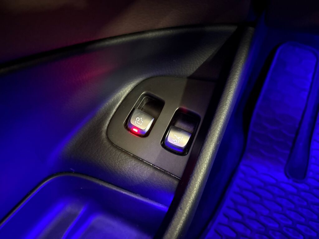 Mercedes-Benz E 2019 Valkoinen