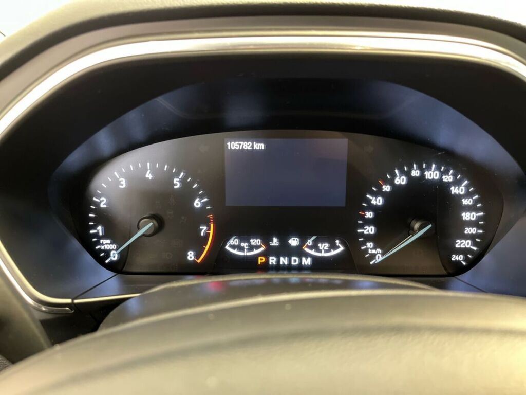 Ford Focus 2020 Valkoinen