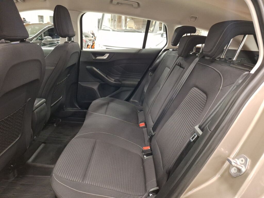 Ford Focus 2019 Harmaa