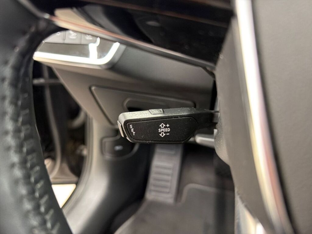 Audi A6 2019 Musta