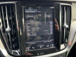 Volvo V60 2019 Musta