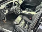 Volvo V60 2019 Musta