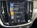 Volvo V60 2019 Musta