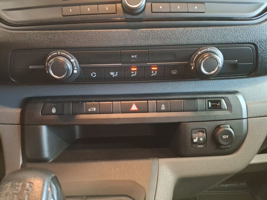 Peugeot Expert 2019 Valkoinen