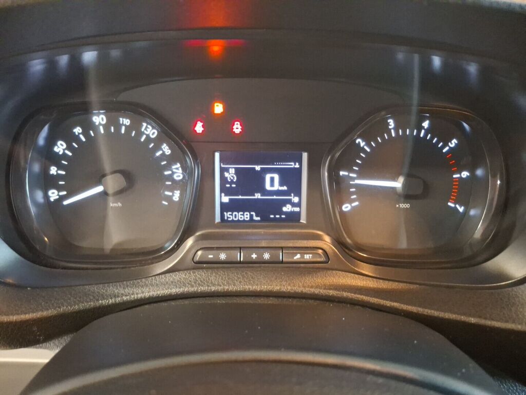 Peugeot Expert 2019 Valkoinen