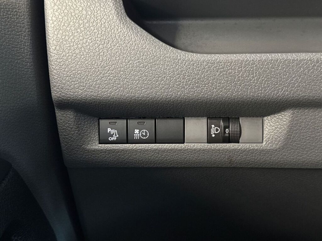 Peugeot Expert 2019 Valkoinen