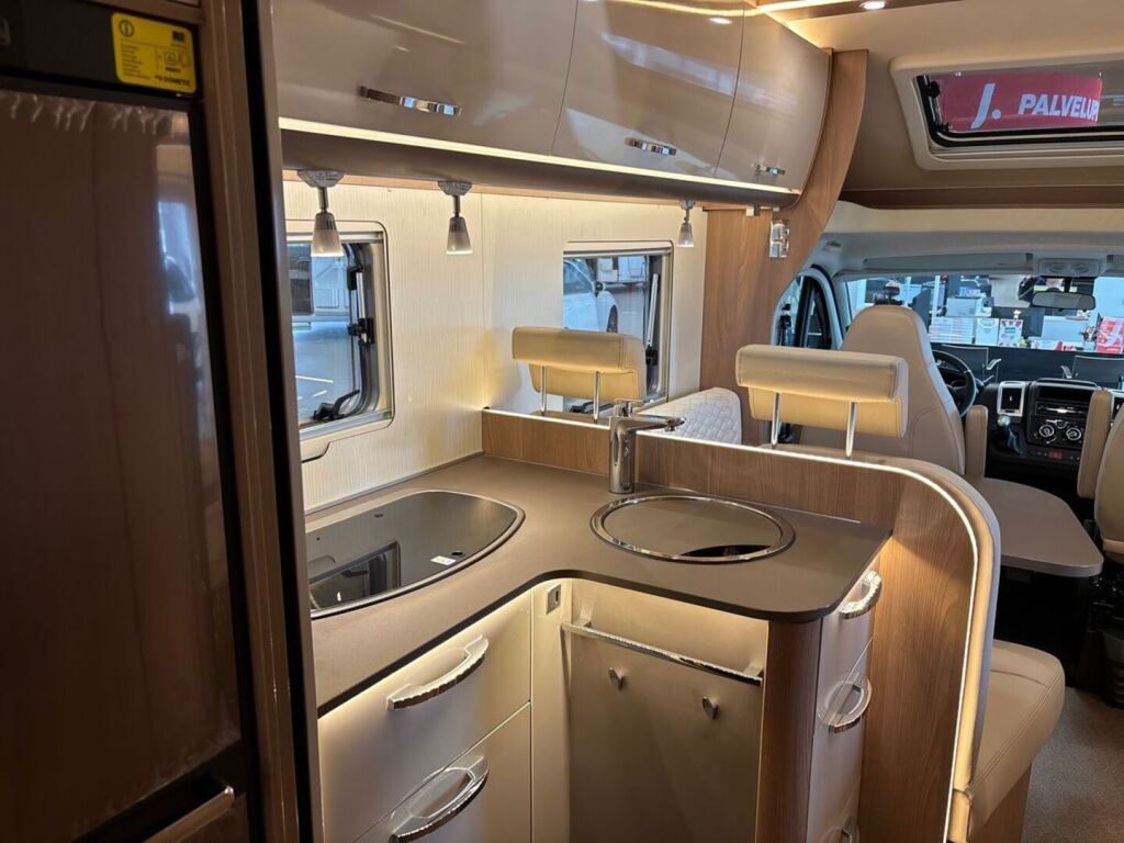 Bürstner Harmonyline T734 2019 Valkoinen