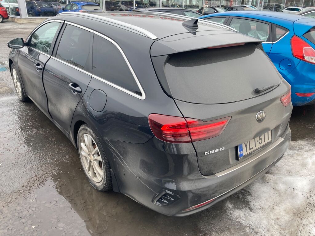 Kia Ceed 2019 Musta