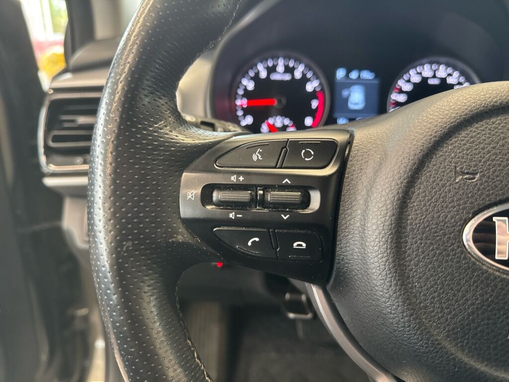 Kia Stonic 2019 Vihreä