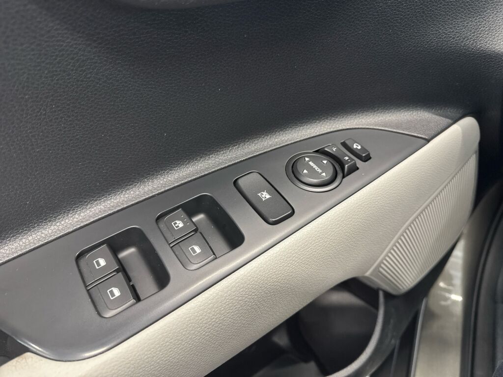 Kia Stonic 2019 Vihreä