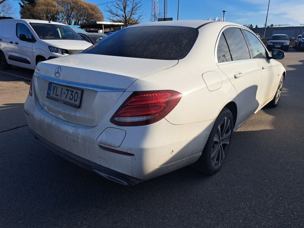 Mercedes-Benz E 2019 Valkoinen