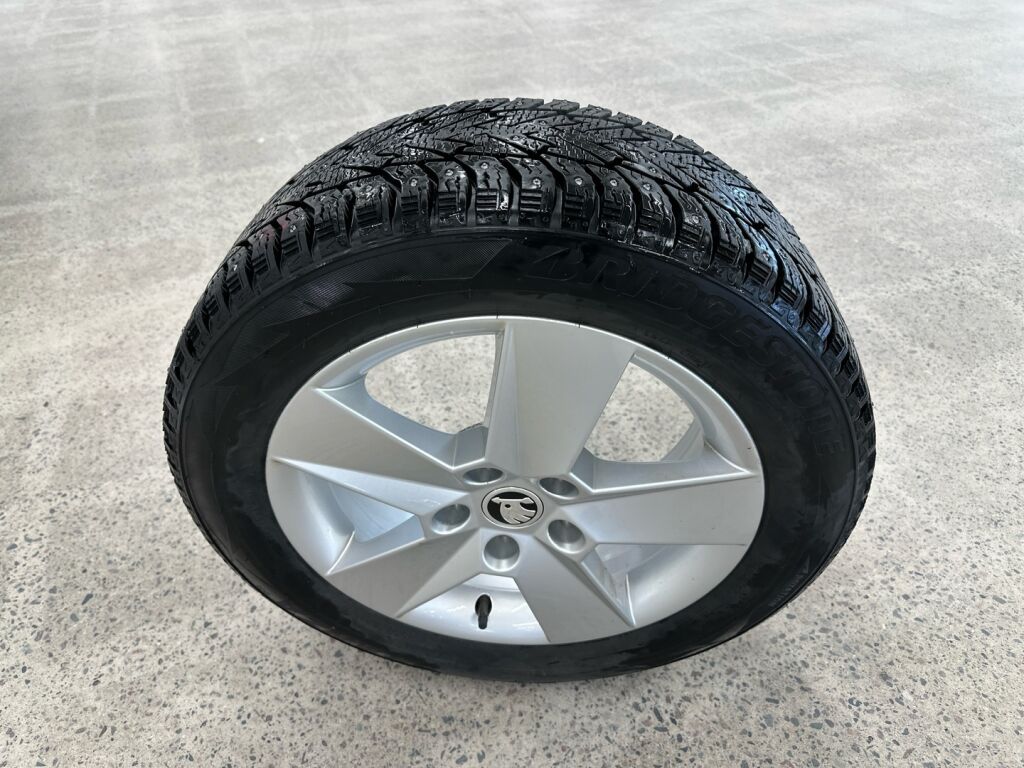 Skoda Octavia 2019 Valkoinen