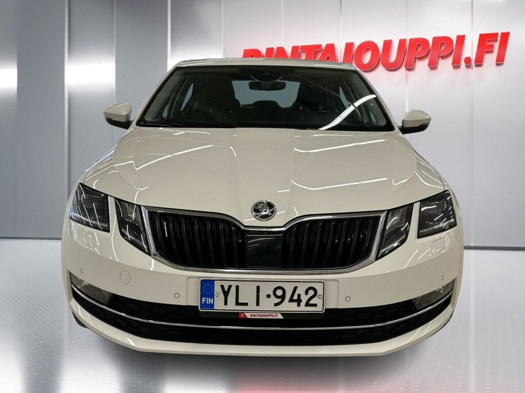 Skoda Octavia 2019 Valkoinen