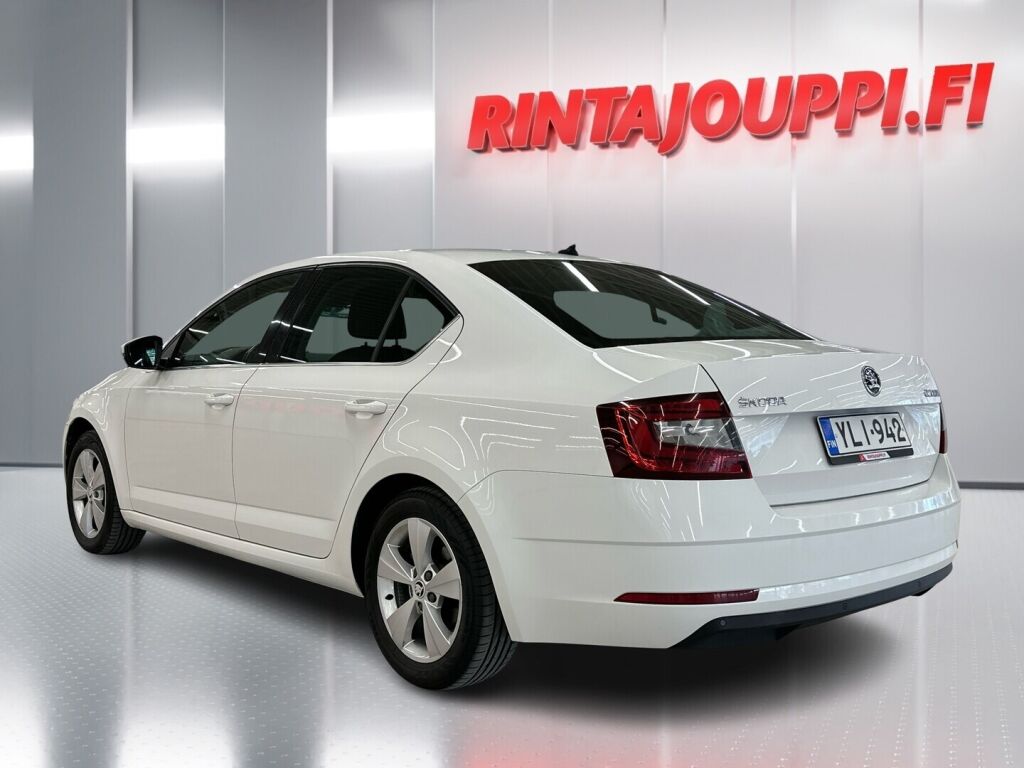 Skoda Octavia 2019 Valkoinen