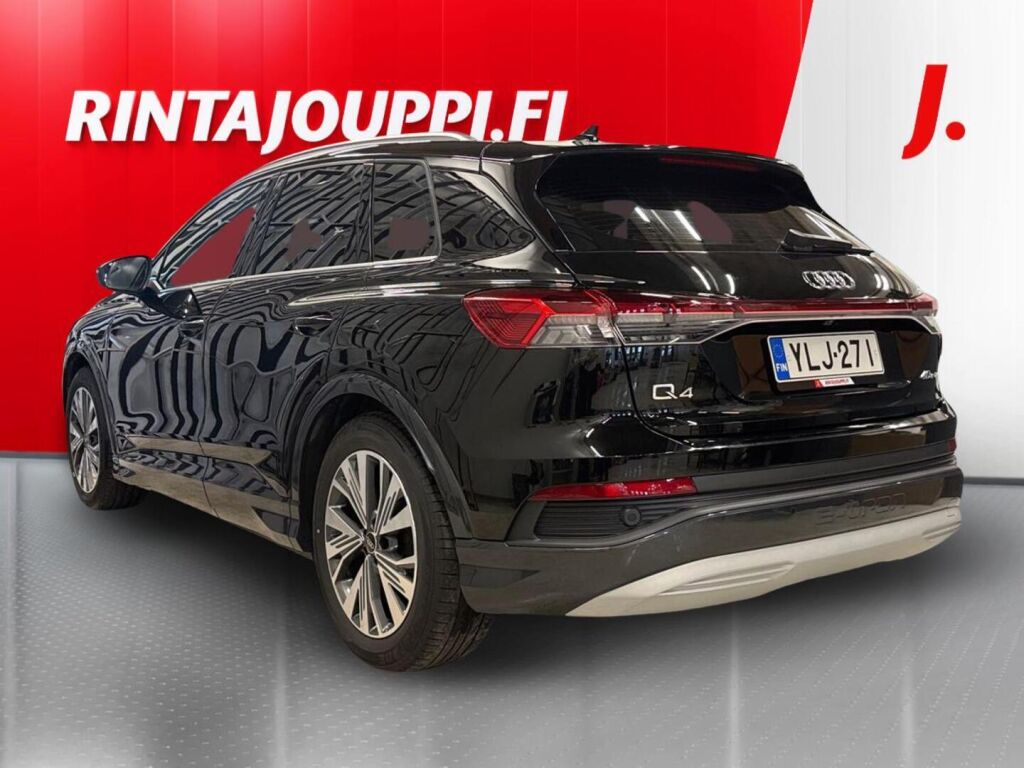 Audi Q4 e-tron 2022 Musta