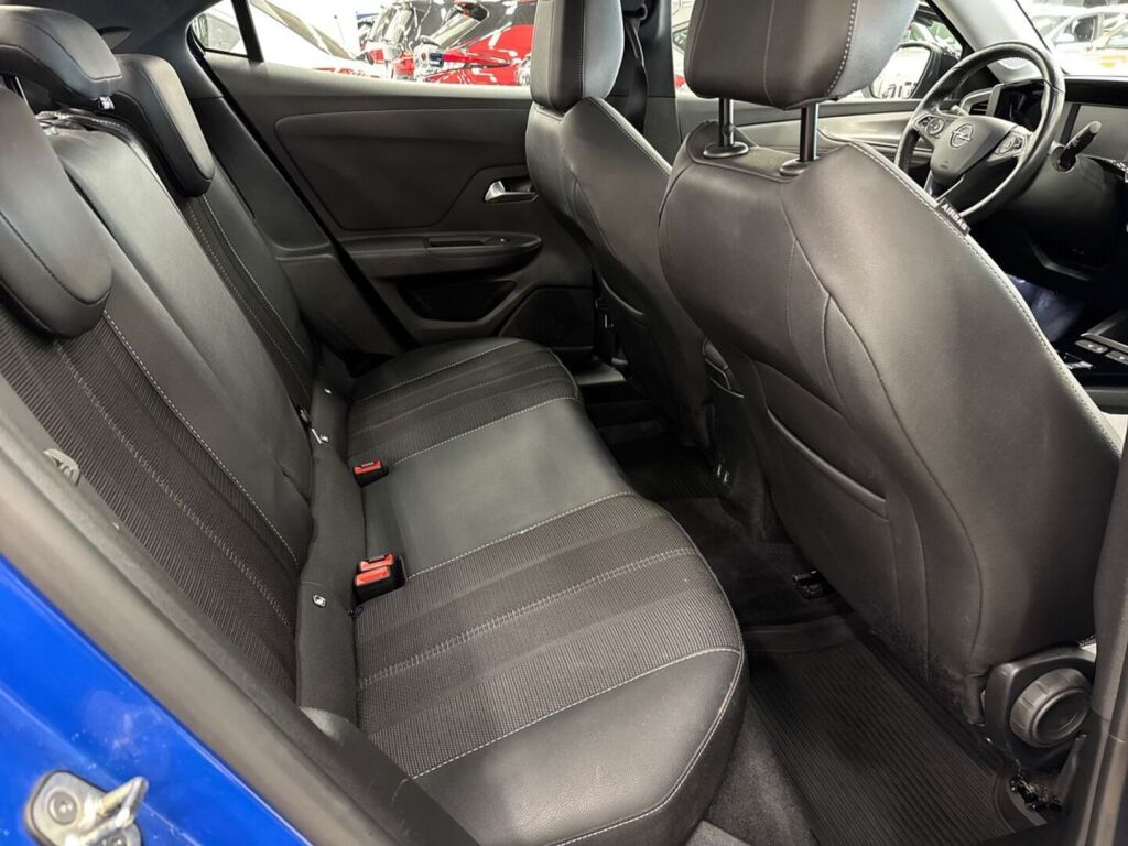 Opel Mokka 2022 Sininen