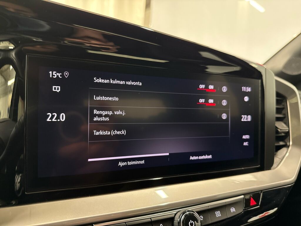 Opel Mokka 2022 Musta