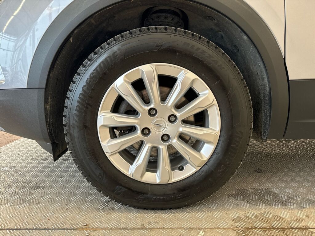 Opel Mokka 2022 Harmaa