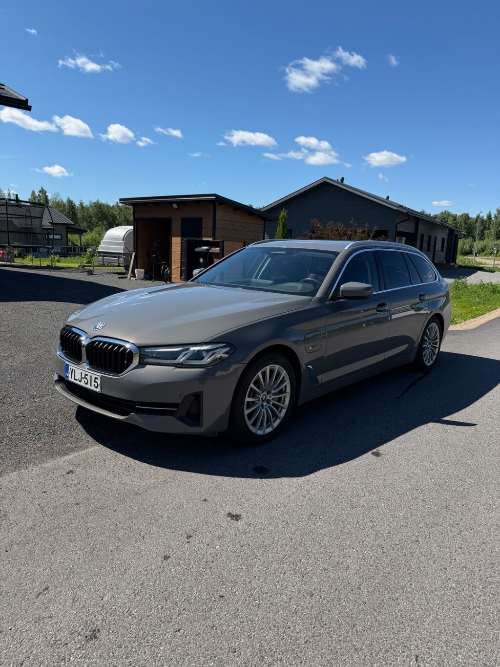 BMW 530 2022 Harmaa
