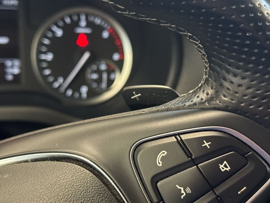 Mercedes-Benz Vito 2022 Valkoinen