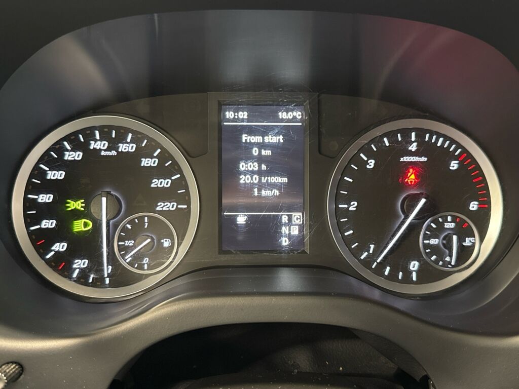 Mercedes-Benz Vito 2022 Valkoinen