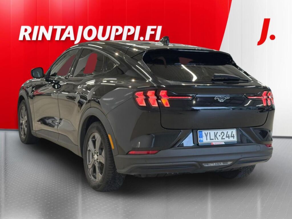 Ford Mustang Mach-E 2022 Musta