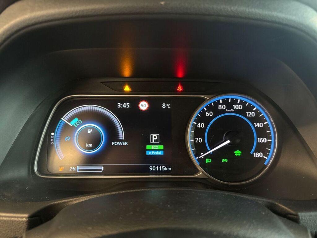Nissan Leaf 2022 Harmaa