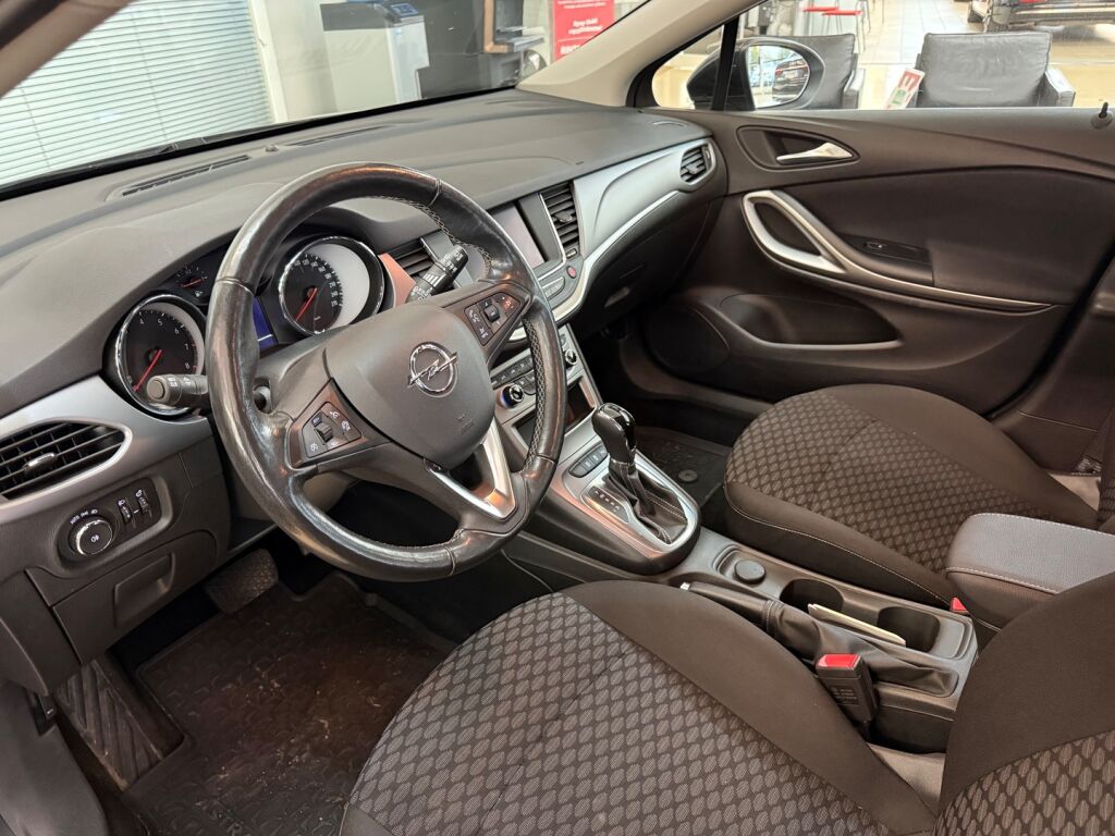 Opel Astra 2022 Hopea