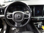 Volvo V60 Cross Country 2022 Musta