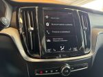 Volvo V60 Cross Country 2022 Musta