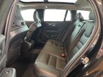 Volvo V60 Cross Country 2022 Musta