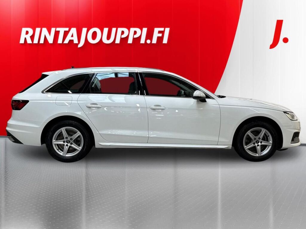 Audi A4 2022 Valkoinen