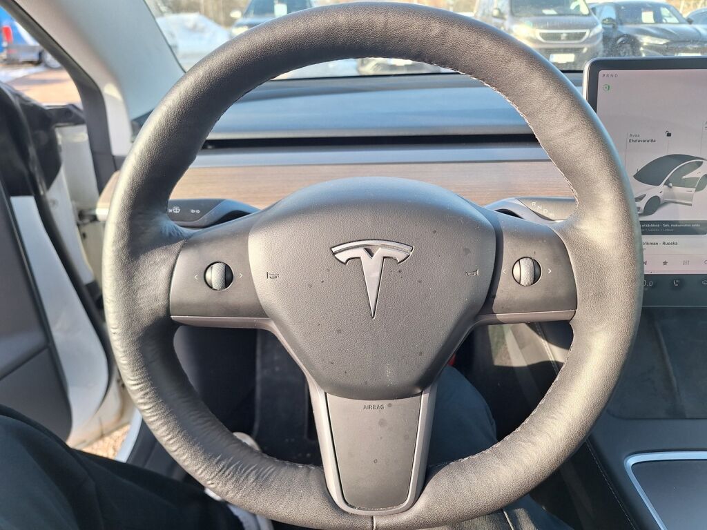 Tesla Model 3 2021 Valkoinen