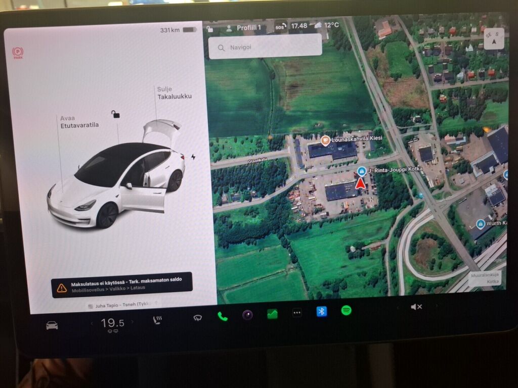 Tesla Model 3 2021 Valkoinen