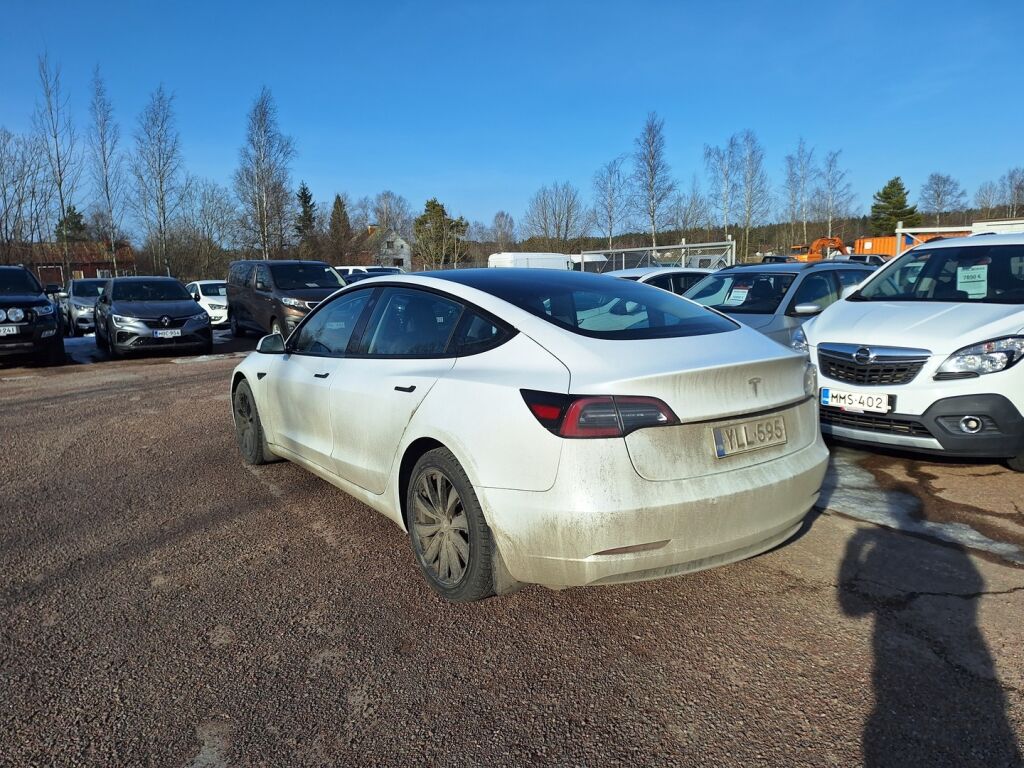 Tesla Model 3 2021 Valkoinen