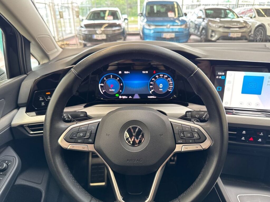 Volkswagen Golf 2022 Harmaa