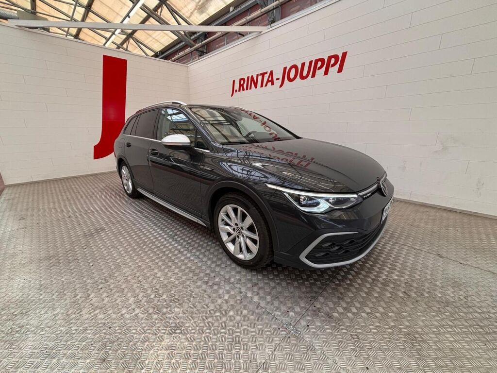 Volkswagen Golf 2022 Harmaa