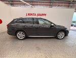 Volkswagen Golf 2022 Harmaa